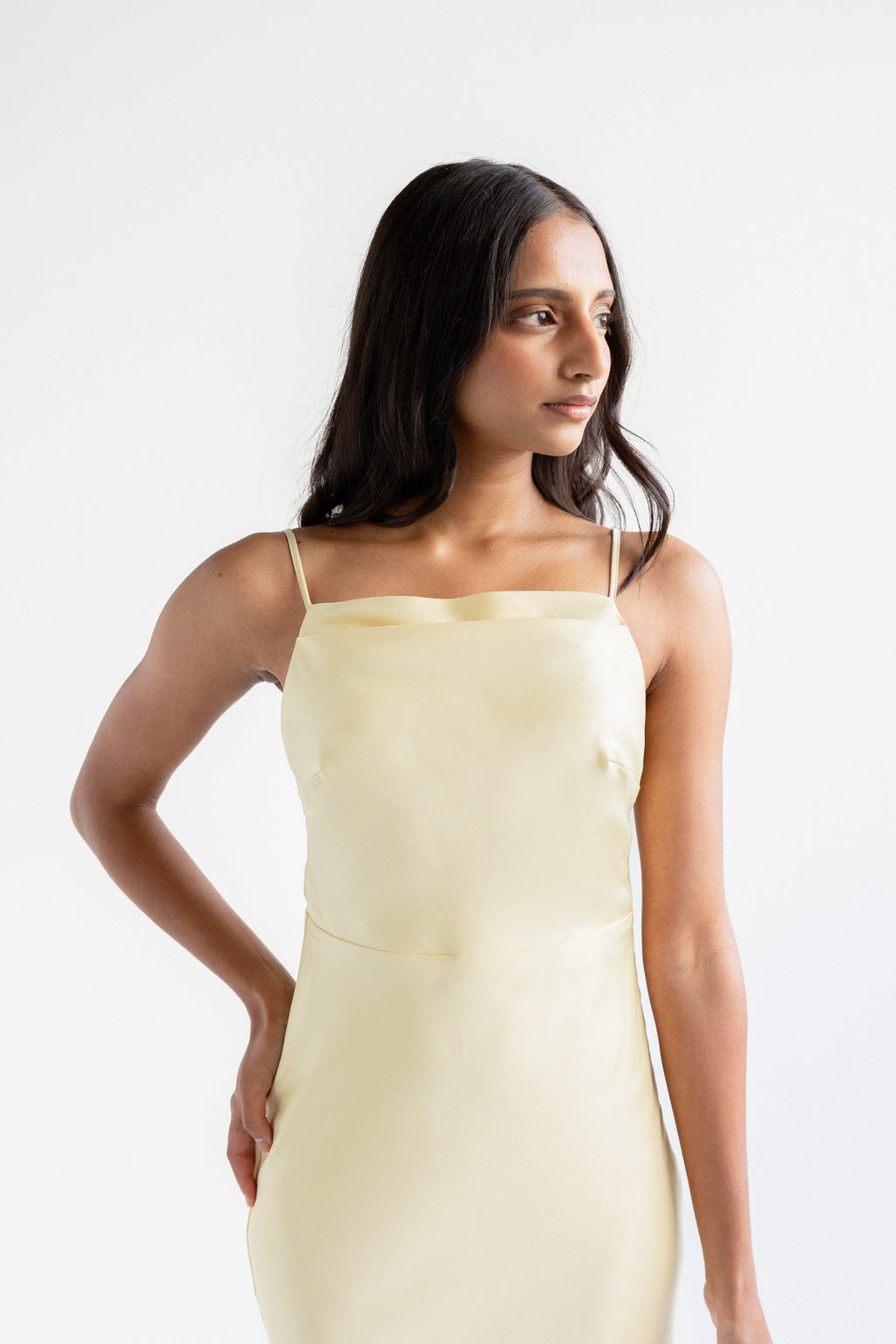 Connie - Lemon Square Neck